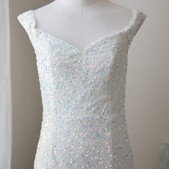 Faeriesty Snow White sequin open shoulder Evening gown size M - Picture 7 of 8
